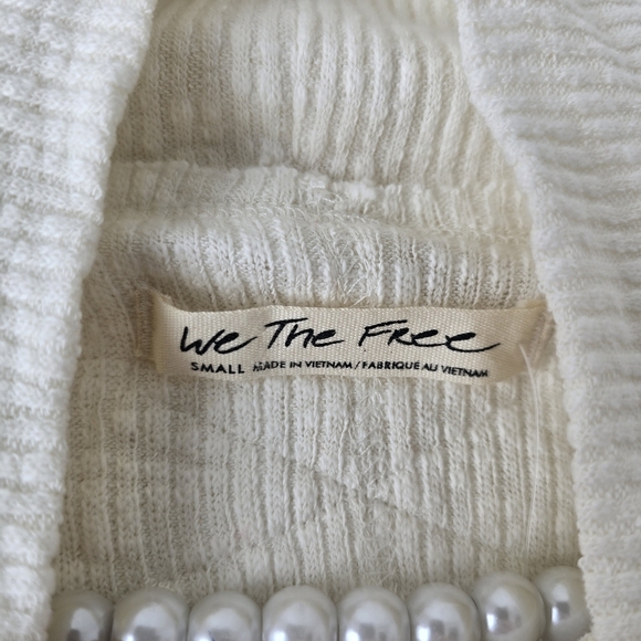 NWT We The Free People Moon Daisy Pullover Top in Starshine Small - Picture 10 of 13